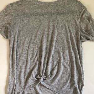 •aero• lounge crop tie front tee